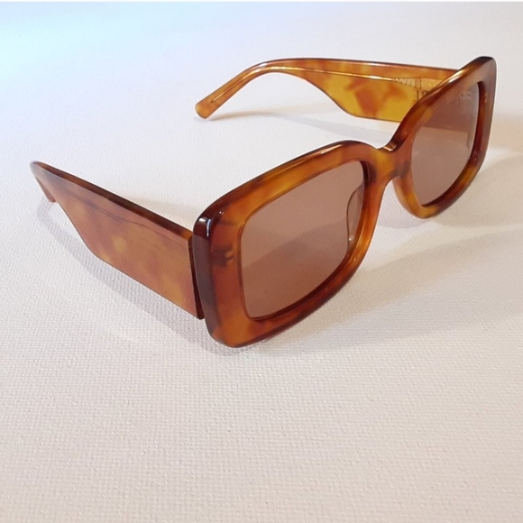 BANBE THE GIGI HONEY TORTE - CARAMEL SUNGLASSES OS - Picture 3 of 10